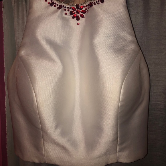 PROM DRESS - Picture 5 of 8